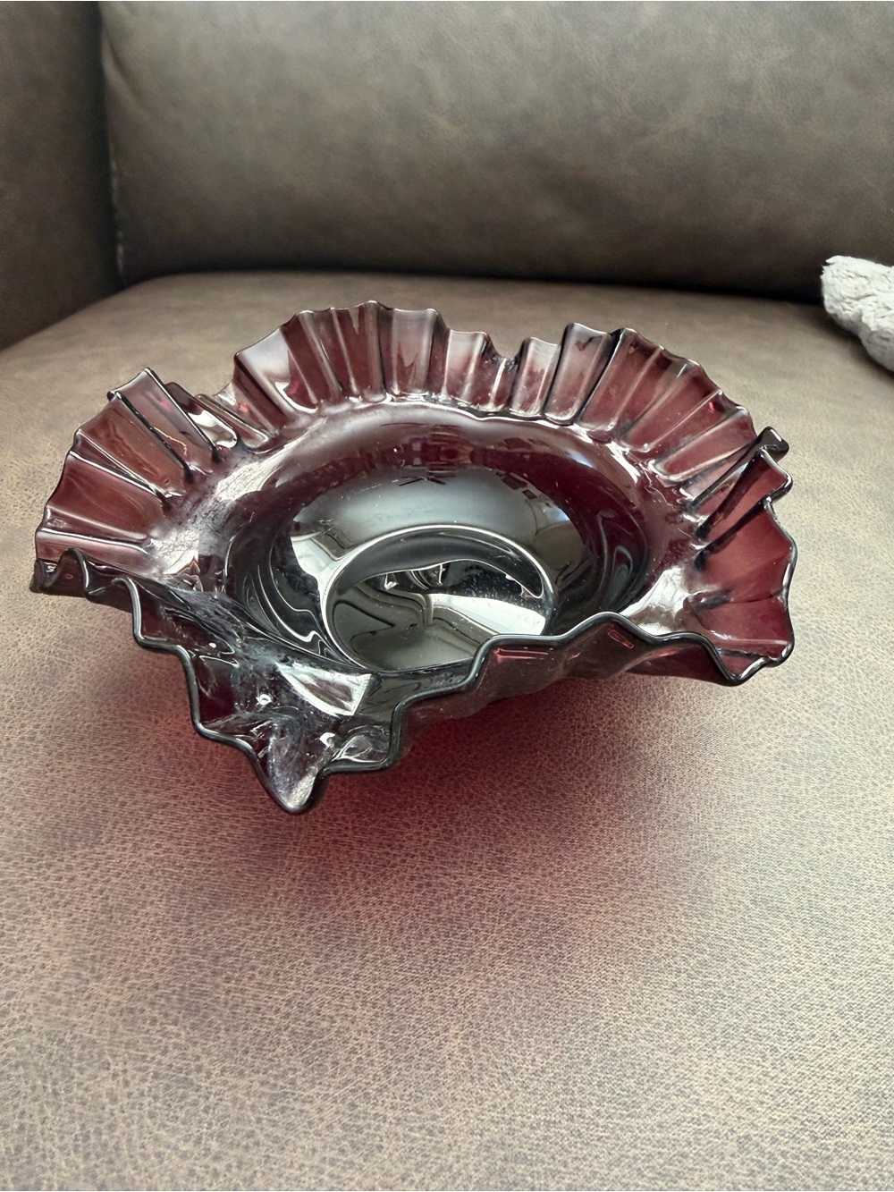 Decorative Ruffled Glass Bowl - Deep Burgundy